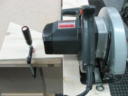 Ripping Narrow Stock with a Circular Saw