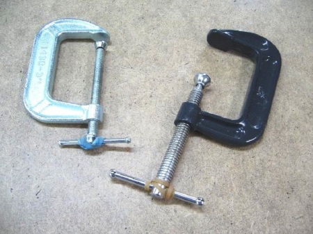 Stop C-clamp Rattle